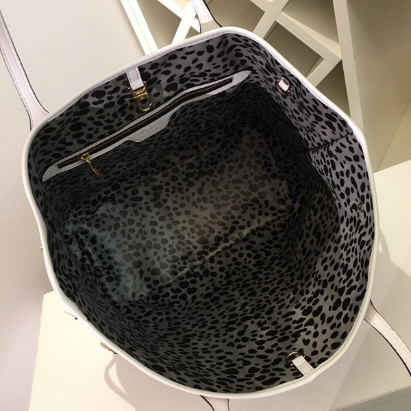 ルイヴィトンバッグ着用イメージ